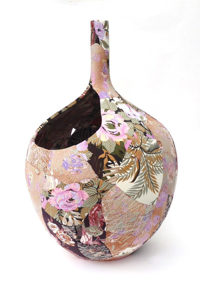 ZHillyard_Bird Vase_45cmX27cm - CRAFTING ENTERPRISE.jpg